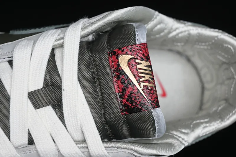 All Categories Nk SB Dunk Series Nk SB Dunk Low Low-top sneakers Nk Dunk Low "Year of the Snake" Year of the Snake Spring Festival limited low-top casual sneakers HV5980-231